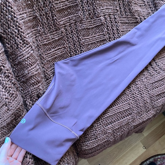 Lululemon Wunder Under *Luxtreme Legging - Picture 3 of 9